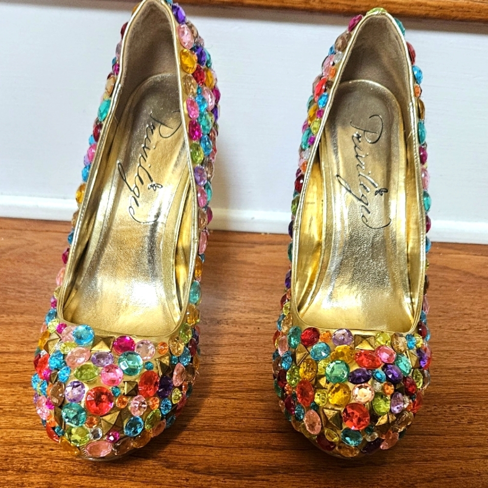 Bedazzled Jewel heels size 7